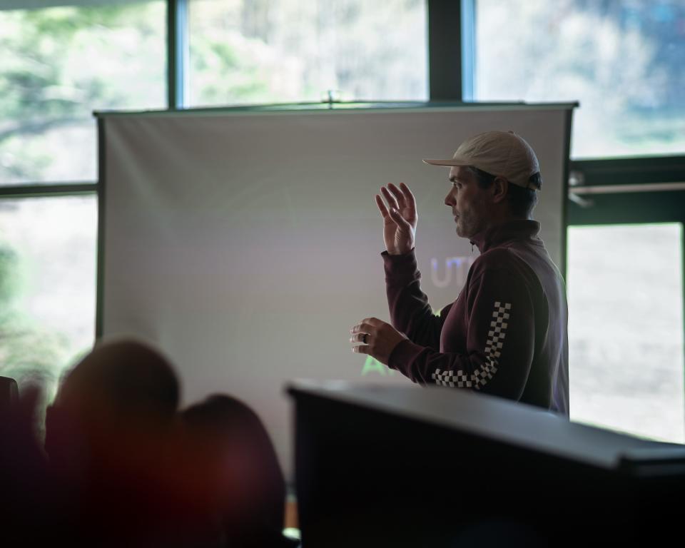 Jason Baldessari talks with the crowd about construction ideas and costs at the Parkway Recreation Center in Utica on Friday, April 29, 2022.