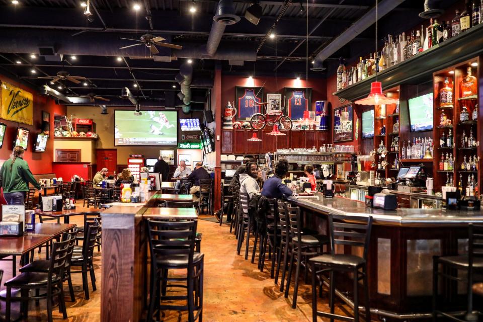 At Mallie’s Sports Grill and Bar in Southgate, there will be a well-deserved payoff for decades of promotions and giveaways designed to lure Lions fans to the bar to watch bad teams – and even harder, to get the fans to stay until the end of the game, on Friday, Jan. 5, 2024.