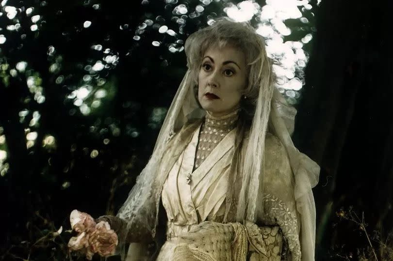 Paula Wilcox in The Queen's Nose