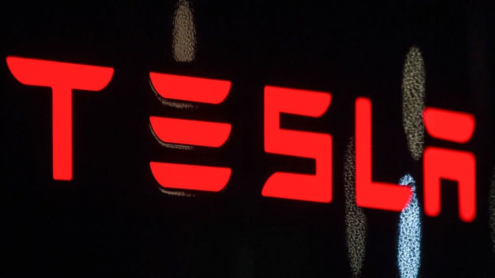 Tesla logo