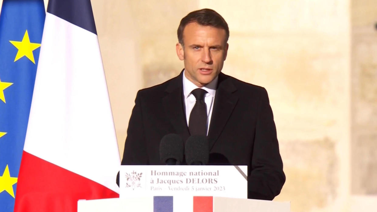 Emmanuel Macron lors de l’hommage national à Jacques Delors vendredi 5 janvier