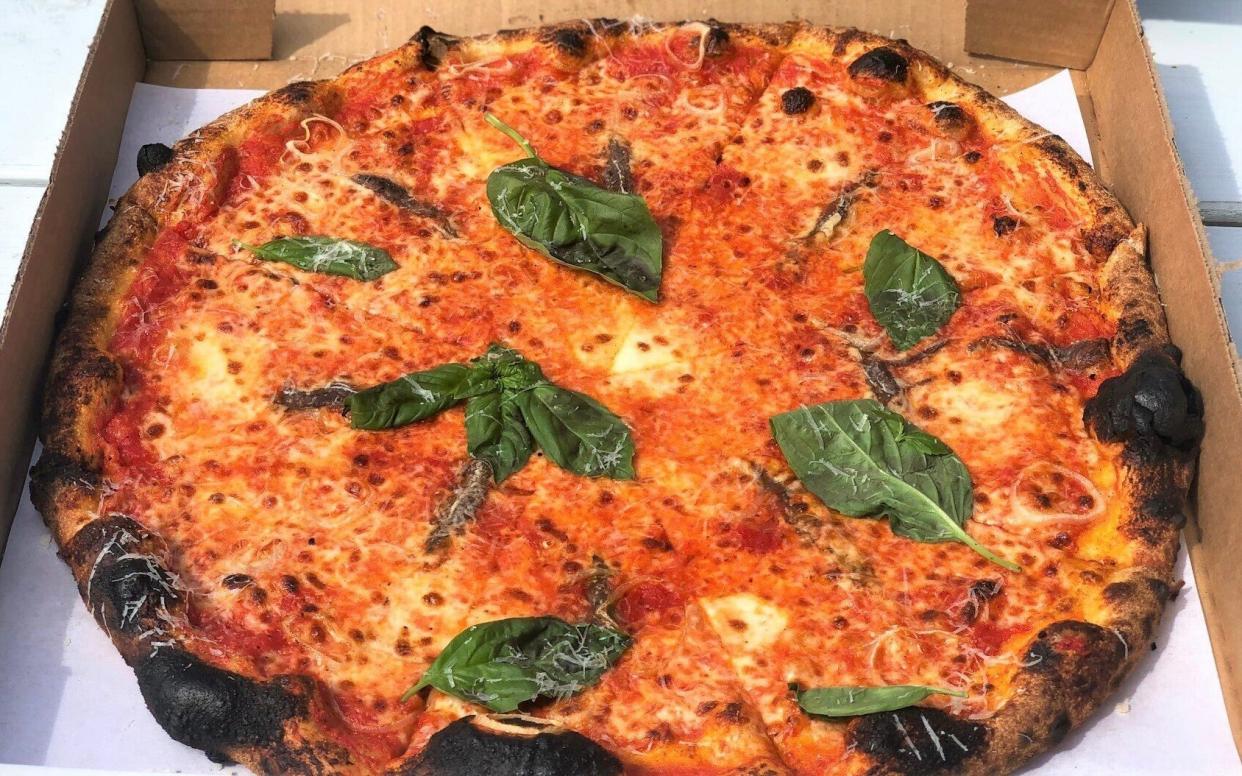 The restaurant at 900 W. 10th St. that has been operating as Sammataro since January will soon change its name, according to owners, who recently parted ways with the pizza brand's founder.