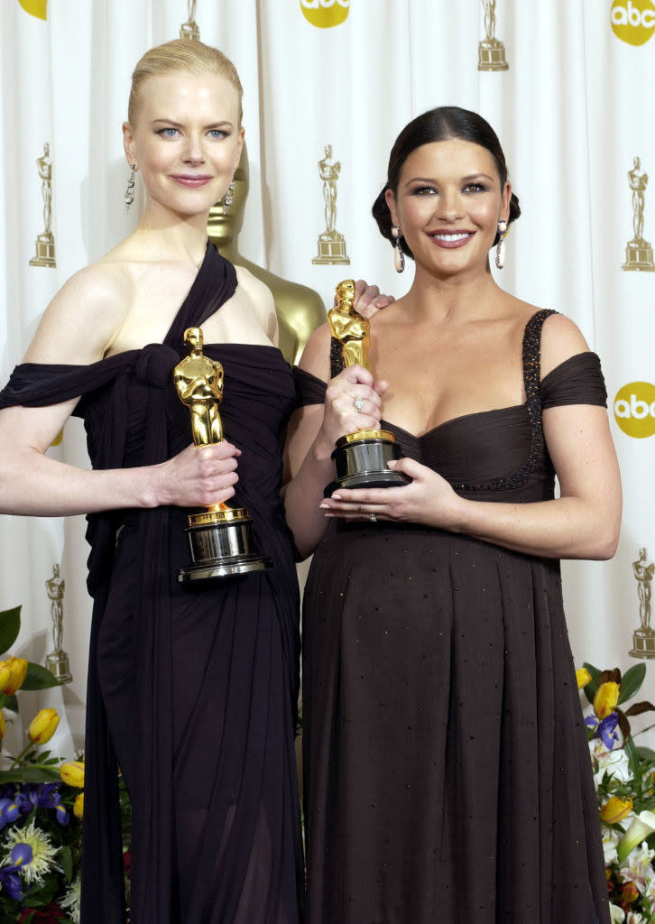 Nicole Kidman and Catherine Zeta-Jones with their Oscars