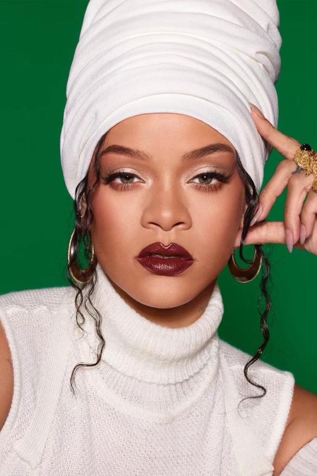 Rihanna Announces Fenty Skin Face Mask