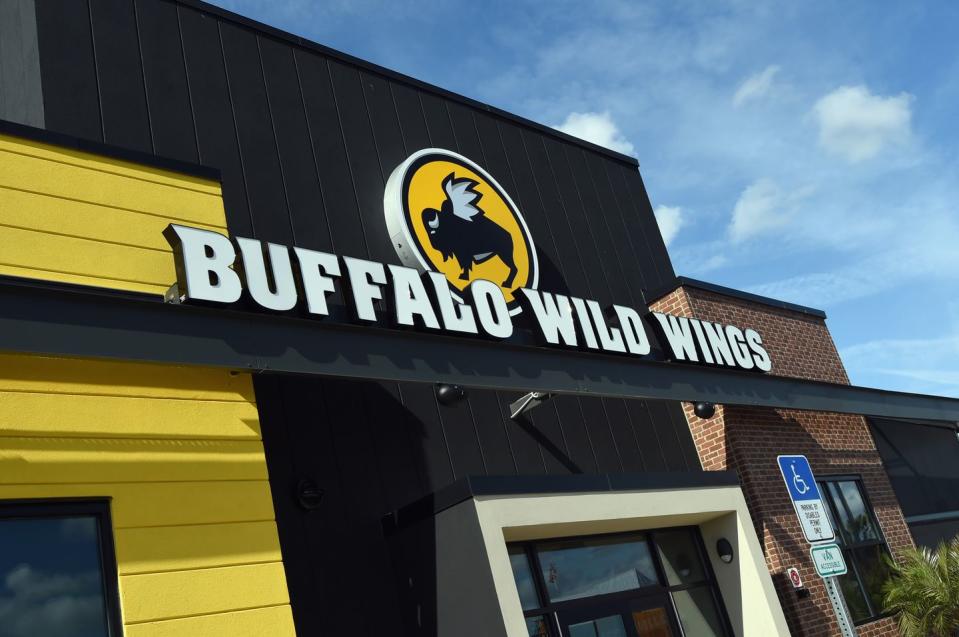 3) Buffalo Wild Wings