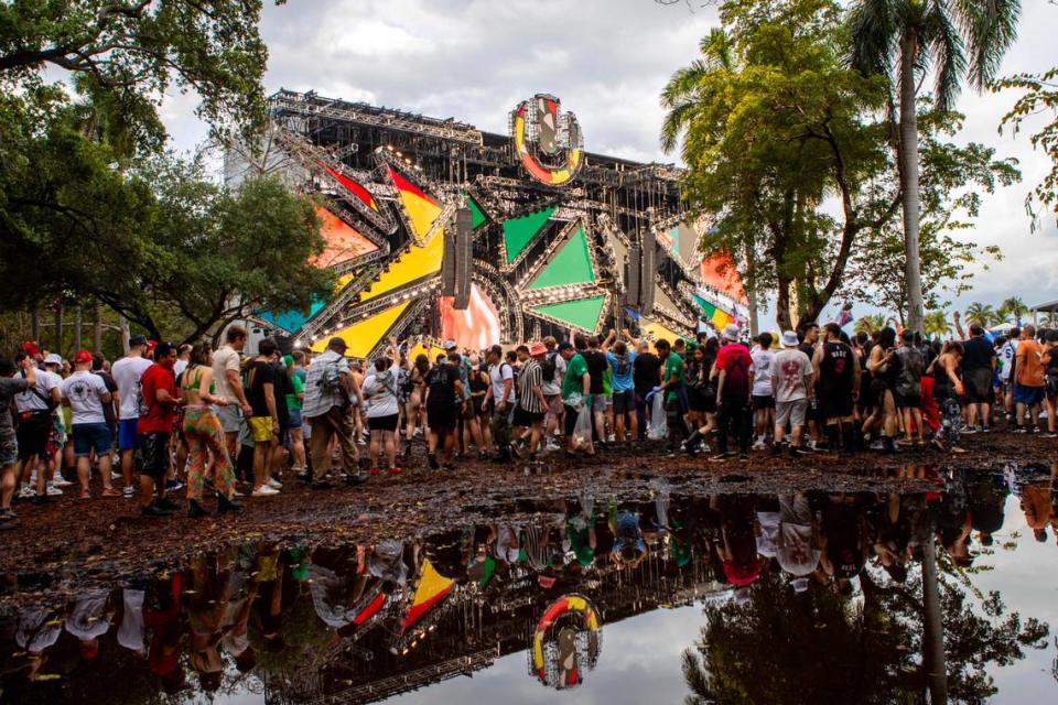 View of Main Stage during Day 2 of Ultra 2024 at Bayfront Park in Downtown Miami on Saturday, March 23, 2024. D.A. Varela/dvarela@miamiherald.com