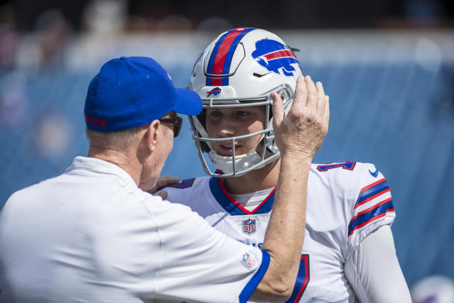 Jim Kelly says his Bills records won't stick because of Josh Allen