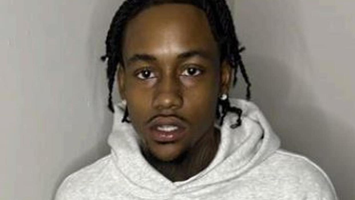 <div>Pictured is 24-year-old Jovon Nelson.</div>