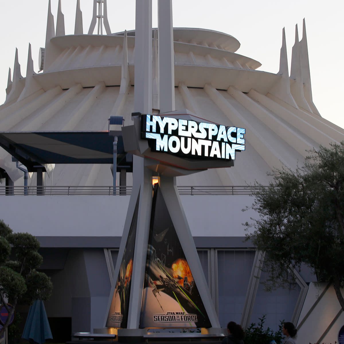 ANAHEIM, CALIF. -- THURSDAY, NOVEMBER 12, 2015: Exterior view of the updated Hyperspace Mountain at Disneyland during the media preview of Star Wars Season of The Force on November 12, 2015 in Anaheim, California.(Photo by Allen J. Schaben/Los Angeles Times via Getty Images)