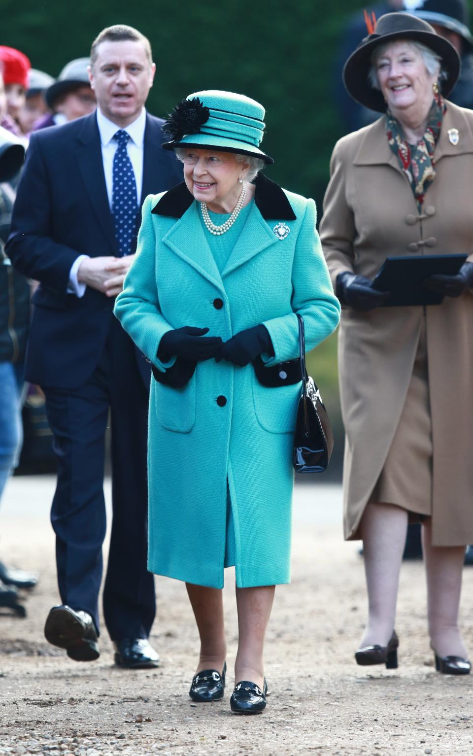 Discrete signals and Clarins lipstick: the secrets of The Queen's handbag revealed