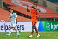 Memphis Depay celebrates scoring