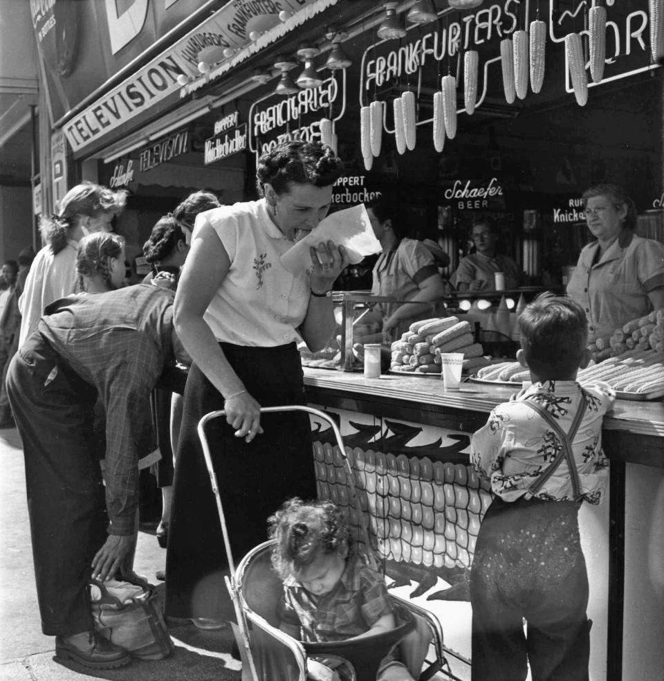 Vintage Amusement Park Photos Getty00006