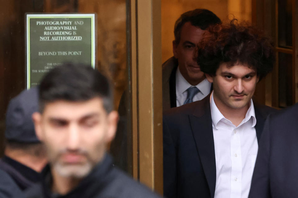 Former FTX Chief Executive Sam Bankman-Fried, who faces fraud charges over the collapse of the bankrupt cryptocurrency exchange, leaves following a hearing at Manhattan federal court in New York City, U.S. January 3, 2023. REUTERS/Andrew Kelly