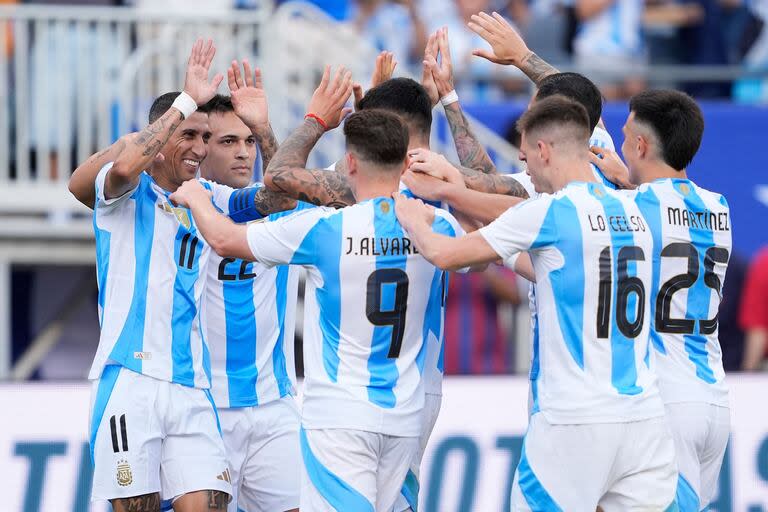 La selección argentina derrotó a Ecuador en el primer amistoso de esta fecha FIFA; ahora choca con Guatemala