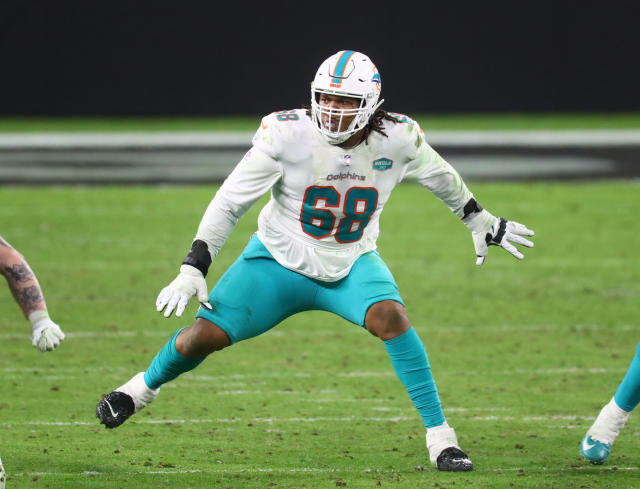 Grading the Miami Dolphins defensive linemen after their 2021 season