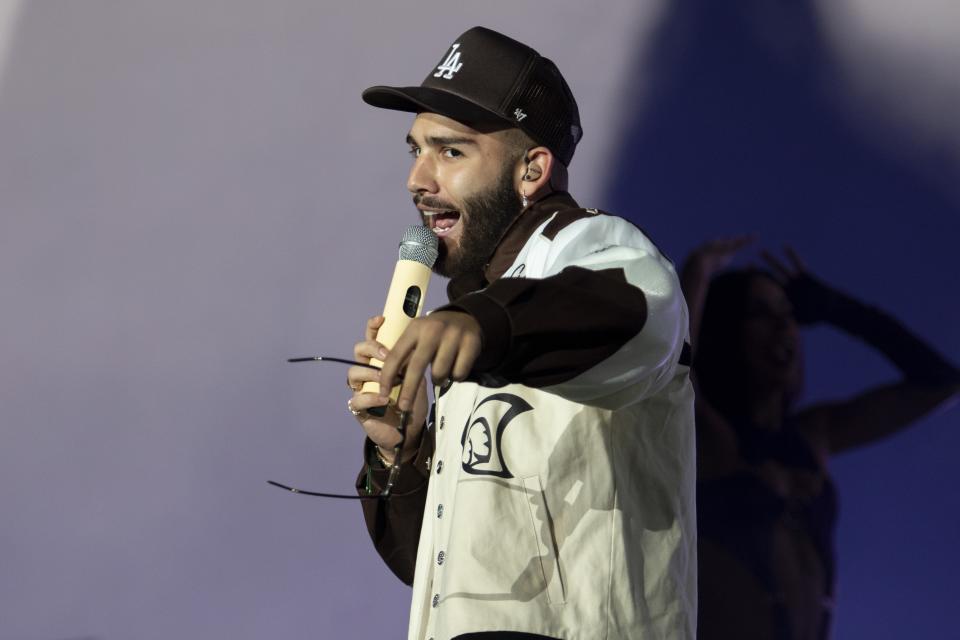 El cantante colombiano Manuel Turizo durante su concierto en el Coca-Cola Flow Fest de la Ciudad de México el domingo 26 de noviembre de 2023. (Foto AP/Alejandro Godínez)