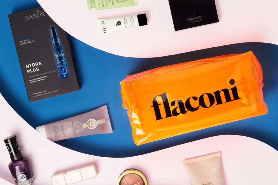 Ein Gute-Laune-Täschchen vollgepackt mit hochwertigen Produkten: Die "Date Night Bag" von Flaconi gibt es aktuell so günstig wie nie. (Bild: Flaconi)