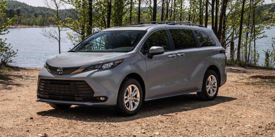 2022 Toyota Sienna Adds Outdoorsy Special Edition with a Lift Kit