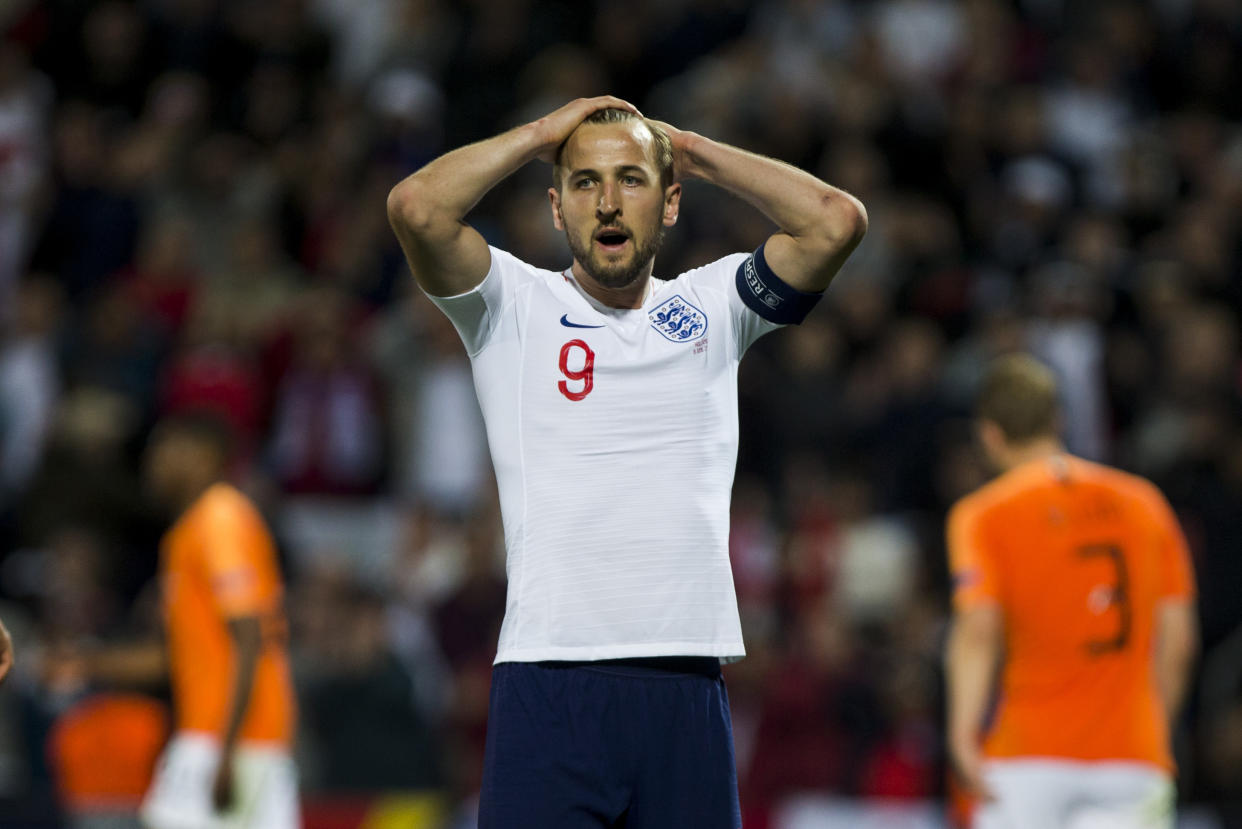 Harry Kane came as close as possible to hitting a hole-in-one on Monday, and shared a pair of painful photos to social media.