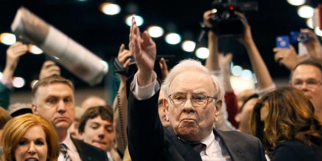 Warren Buffett is struggling to find bargains, Berkshire