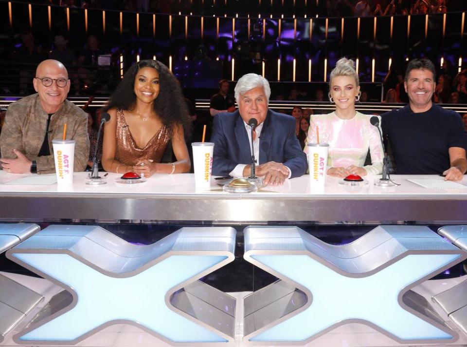 AMERICAS GOT TALENT - Howie Mandel, Gabrielle Union, Jay Leno, Julianne Hough, Simon Cowell