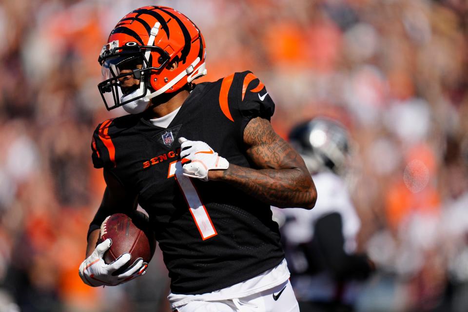 Ja'Marr Chase breaks away for a touchdown reception during the Cincinnati Bengals' game against the Atlanta Falcons on Oct. 23.