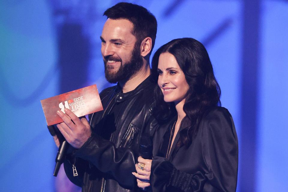 Johnny McDaid and Courteney Cox