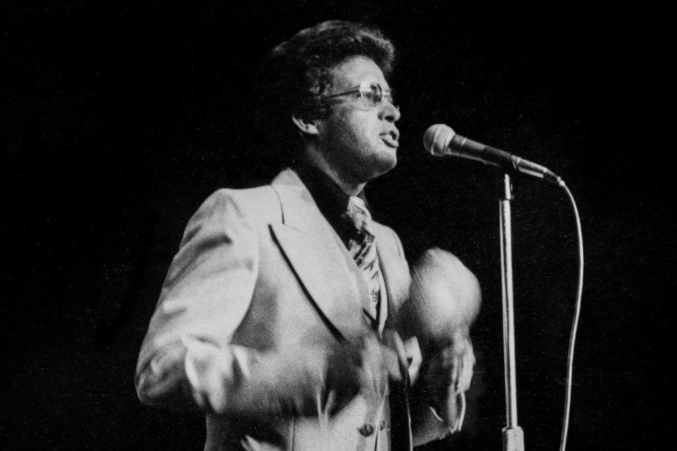 Singer Hector Lavoe at Madison Square Garden Latin concert. (Al Aaronson / NY Daily News via Getty Images file)