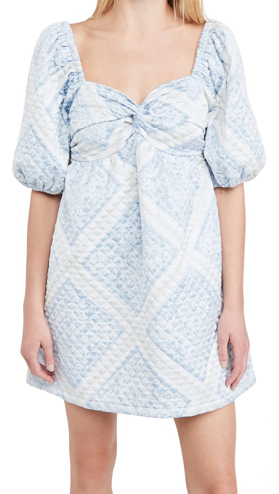 <br><br><strong>En Saison</strong> Quilted Scarf Print Dress, $, available at <a href="https://amzn.to/3d2mWeu" rel="nofollow noopener" target="_blank" data-ylk="slk:Amazon" class="link ">Amazon</a>