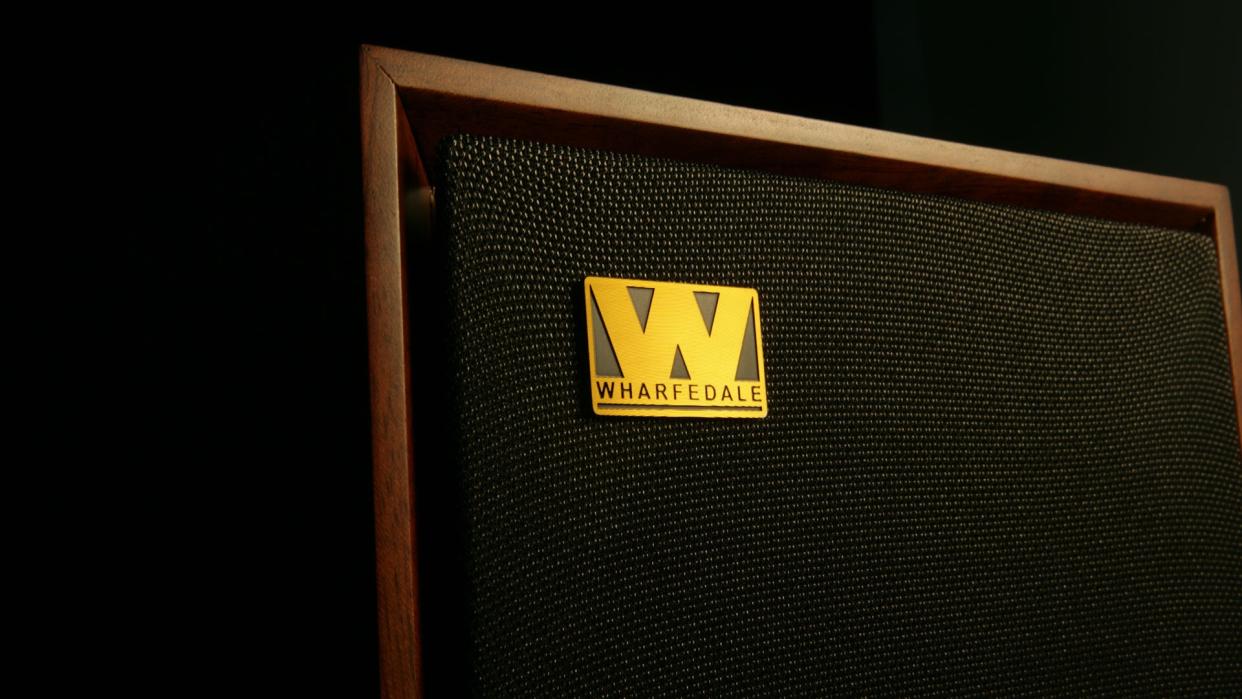  Wharfedale logo on Heritage Series speaker. 