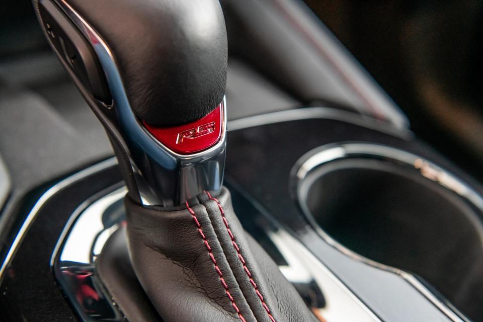 <p>The Blazer's packaging, however, allowed designers extra space to fine-tune the execution, with the only real point of weirdness being the circular air vents mounted low on the center stack.</p>