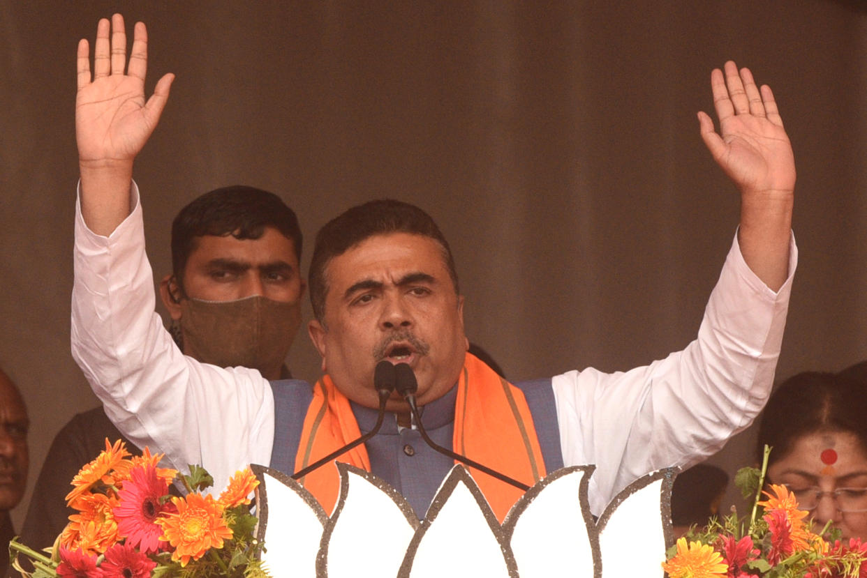 BJP leader Suvendu Adhikari addessing a BJP rally at Dumurjala stadium, on January 31, 2021 in Howrah, India. On Saturday, five TMC leaders - Rajib Banerjee, Vaishali Dalmiya, Prabir Ghosal, Rathin Chakraborty and Partha Sarathi Chatterjee - along with actor Rudranil Ghosh joined the BJP in New Delhi at the residence of Shah. (Photo by Samir Jana/Hindustan Times via Getty Images)