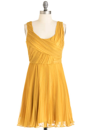 Katniss yellow dress