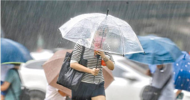 海葵侵台時最強…「直挑中央山脈」 各區風雨時程曝光