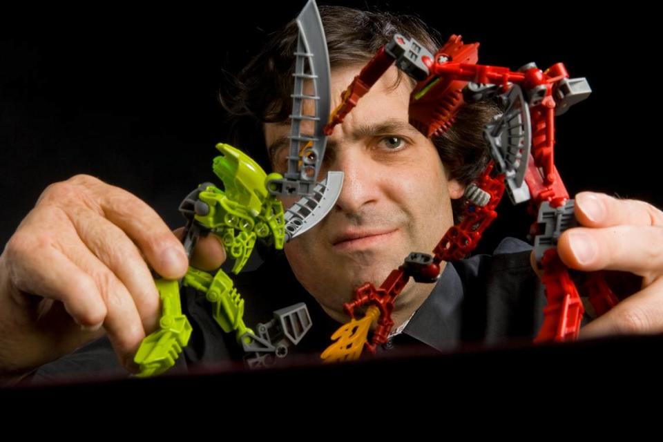 Duke professor Dan Ariely