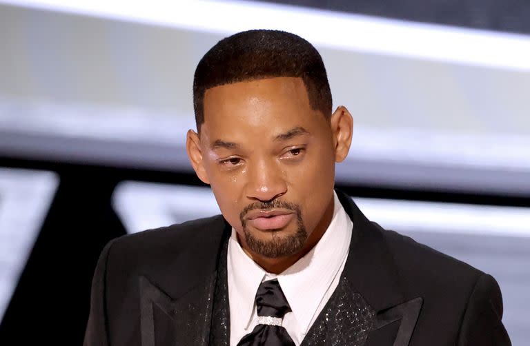 Entre lágrimas, Will Smith pidió perdón a la Academia. "El amor me hace hacer cosas locas"