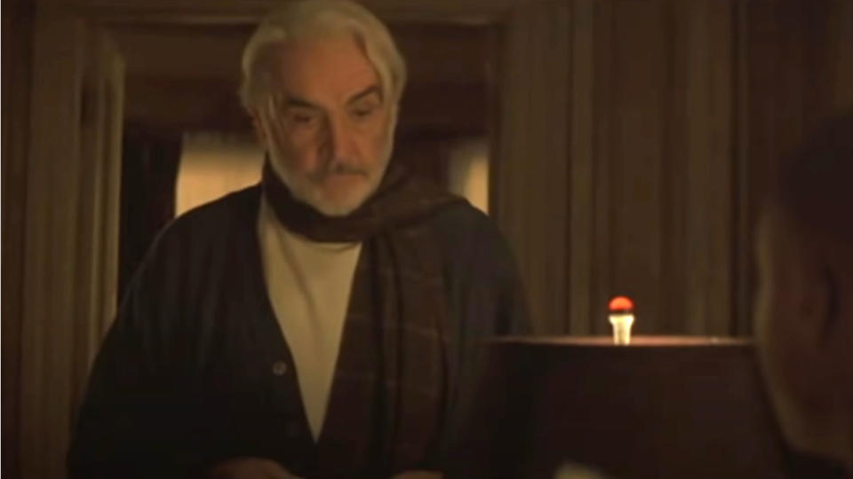 Sean Connery stands in front of his desk in Finding Forrester.