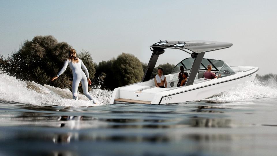 Arc Electric Wakesurfing Boat