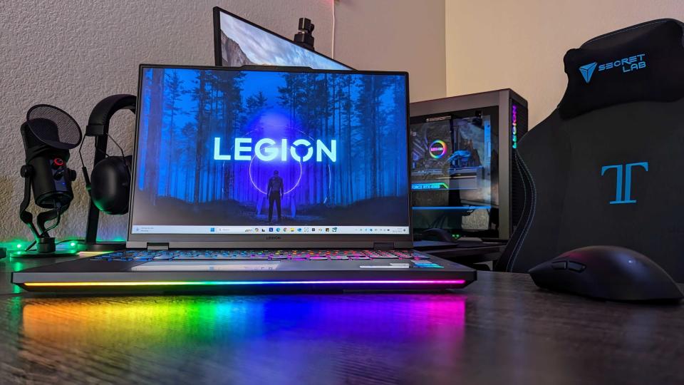 Image of the Lenovo Legion Pro 7i (Gen 8).