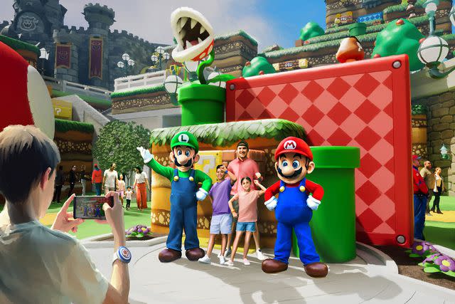 <p>Universal</p> Mario and Luigi at Super Nintendo World Orlando