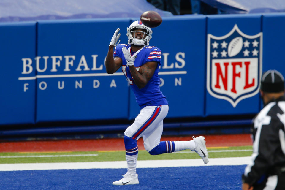 Buffalo Bills wide receiver John Brown (15) catches a touchdown pass thrown by quarterback Josh Allen (17) in the first half of an NFL football game against the Miami Dolphins, Sunday, Jan. 3, 2021, in Orchard Park, N.Y. (AP Photo/John Munson)