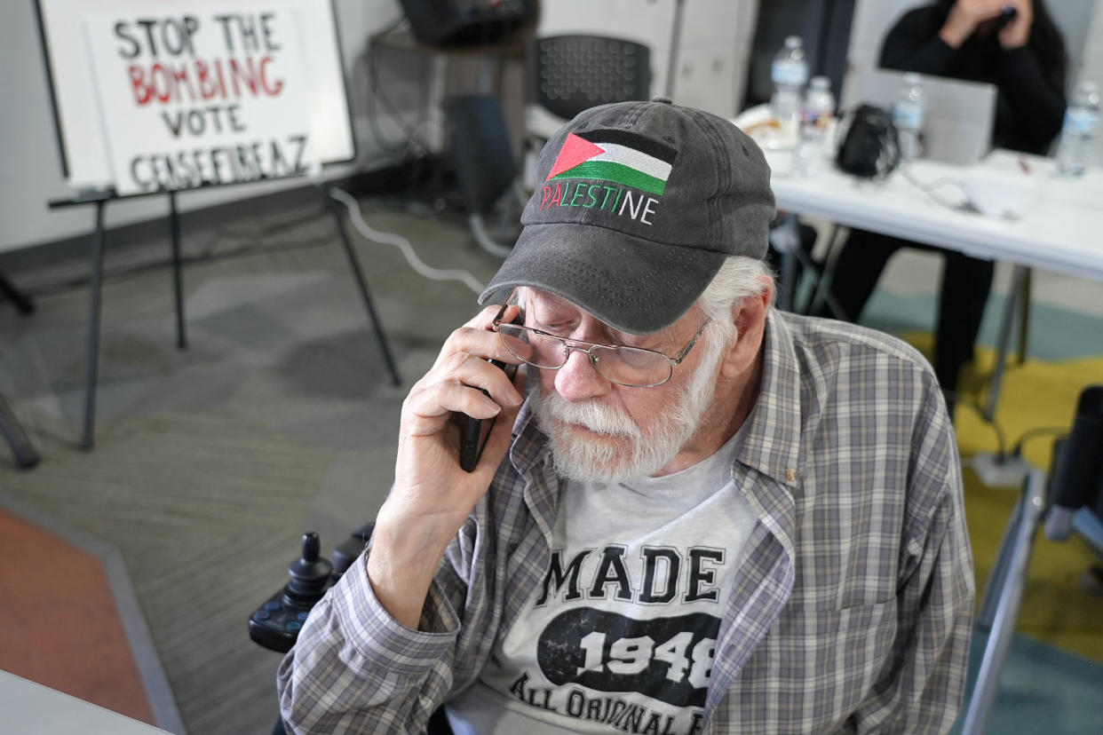 arizona vote election preparation (Alex Tabet / NBC News)