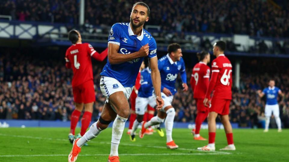 Dominic Calvert-Lewin celebrates