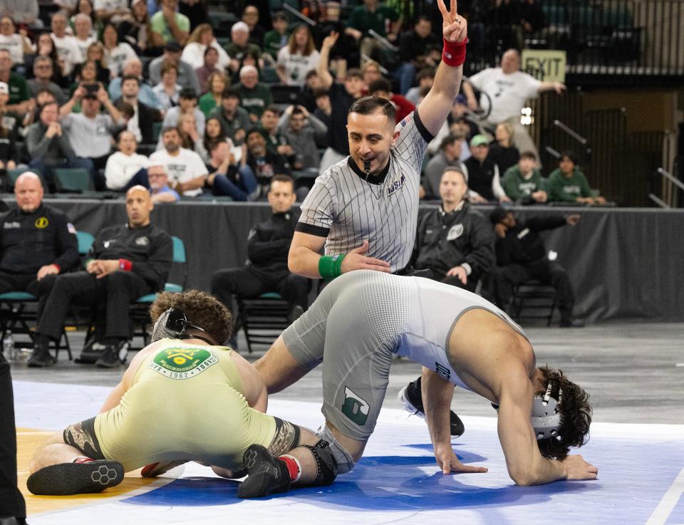 St. Joseph’s Ryan Burton vs Louis Cerchio of Delbarton in the 175 lbs. final. Boys Wrestling finals at the NJSIAA State Wrestling Championships in Atlantic City on March 2, 2024