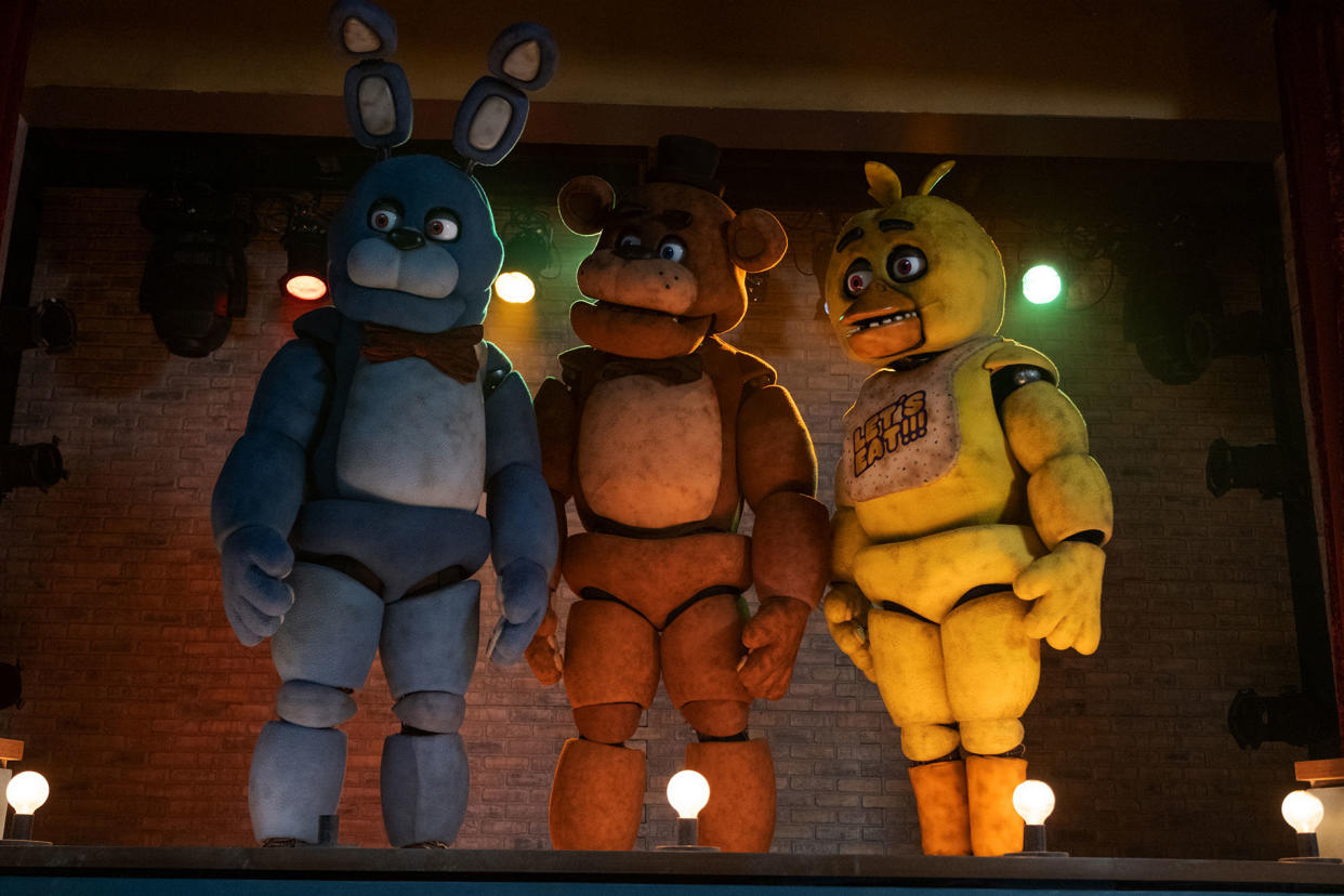  Five Nights at Freddy's animatronics: Bonnie the Bunny, Freddy Fazbear, and Chica the Chick. 