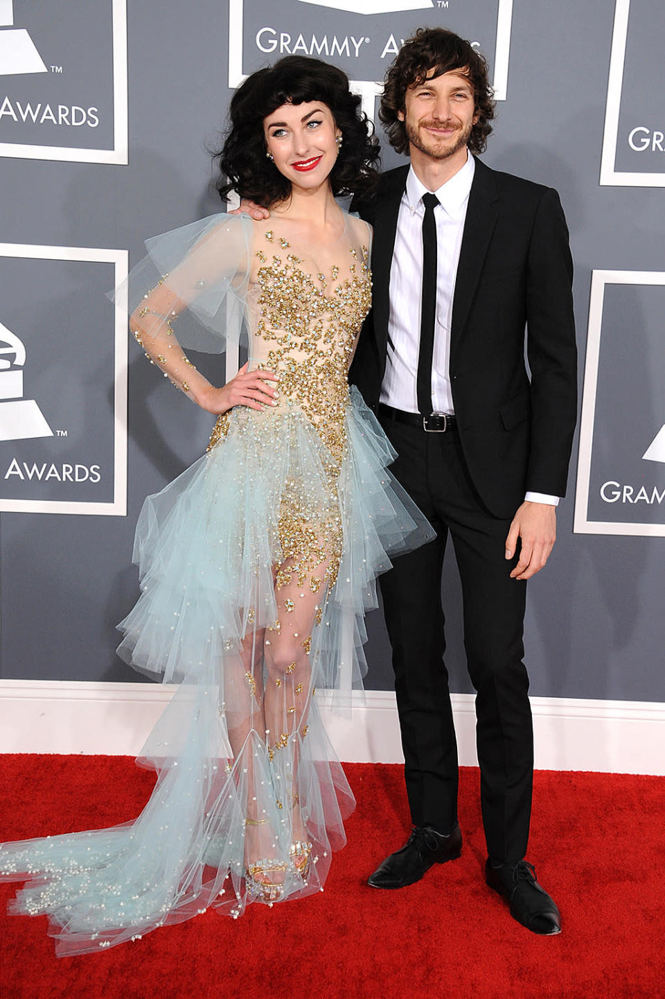 <b>Gotye and Kimbra</b><br> <b>Grade: F</b><br> Kimbra should be singing “Somebody That I Used to Know” to her stylist. The New Zealand-born singer, who made a name for herself on the Gotye mega hit – nominated for Record of the Year – showed up to the awards show in a Jaime Lee Major sheer number with gold balls affixed to it … and lots and lots of baby blue tulle. Gotye, meanwhile, kept it simple in a Jack London suit and skinny tie.