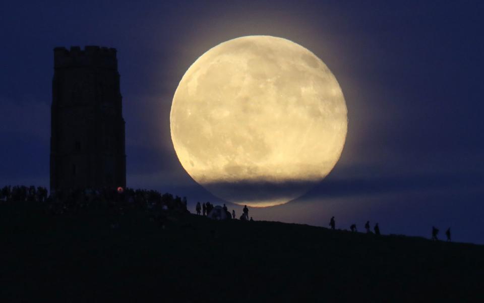 strawberry moon june