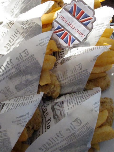 <p>What is more British than fish and chips? These cute mini meals would go down a treat.<i><a href="https://uk.pinterest.com/pin/98516310570923081/" rel="nofollow noopener" target="_blank" data-ylk="slk:[Photo: Pinterest];elm:context_link;itc:0;sec:content-canvas" class="link "> [Photo: Pinterest]</a></i></p>