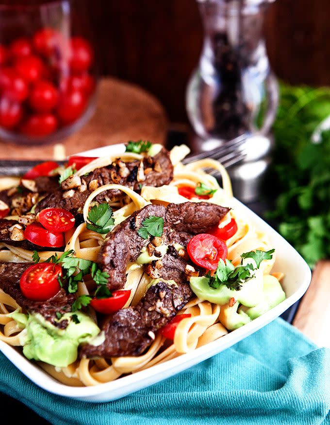 Creamy Avocado Fettuccine with Sauteed Garlic Steak