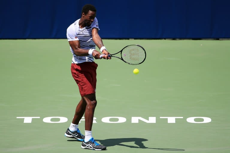 Gael Monfils defeated David Goffin, 7-6 (7/5), 2-6, 6-4 in a debut meeting